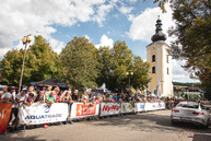 Zväčšiť fotografiu - Hviezdy dorazili do cieľa v púchove - TSK_okolo SR PU_mini
